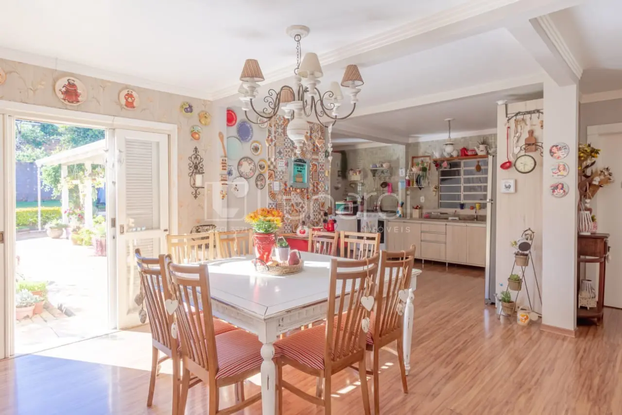 Foto Casa com 3 Dormitórios