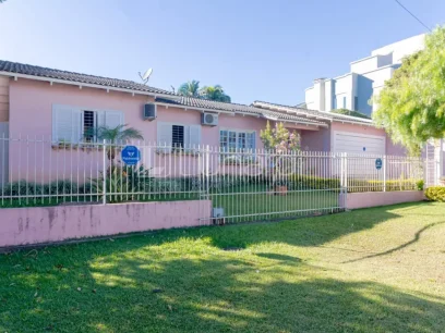 Foto Casa com 3 Dormitórios