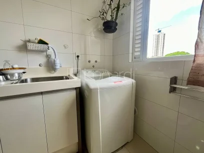 Foto Apartamento com 3 Dormitórios