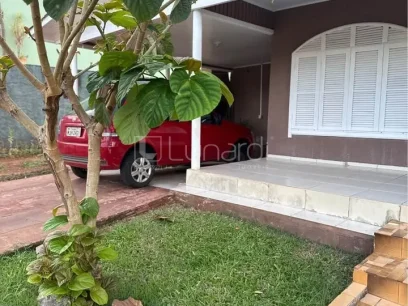 Foto Casa com 3 Dormitórios