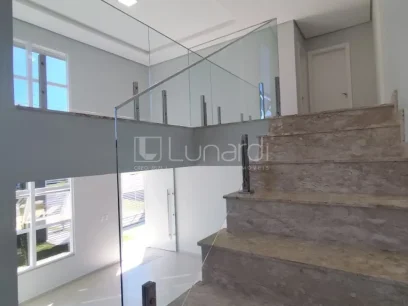 Foto Casa com 3 Suítes