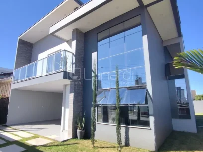 Foto Casa com 3 Suítes