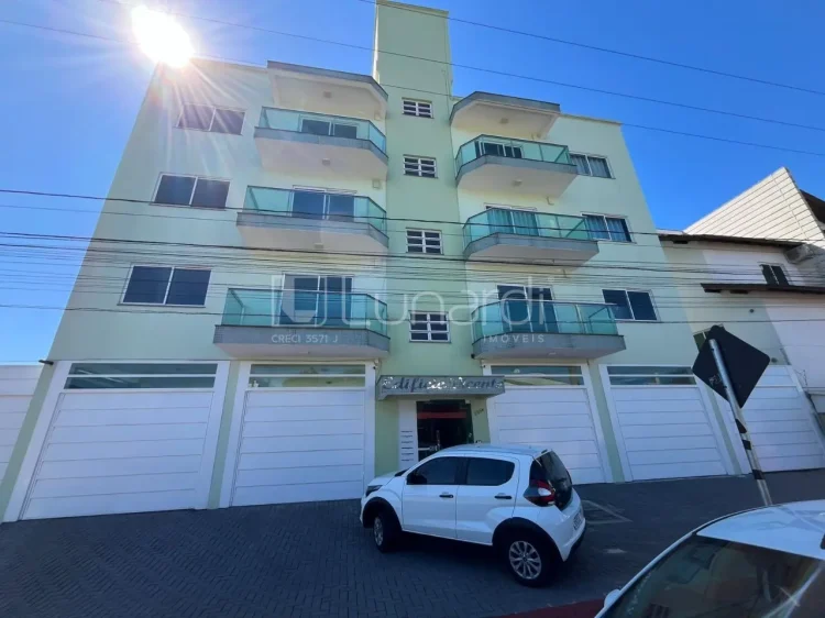 Apartamento com 2 Dormitórios