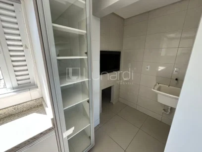 Foto Apartamento com 2 Dormitórios
