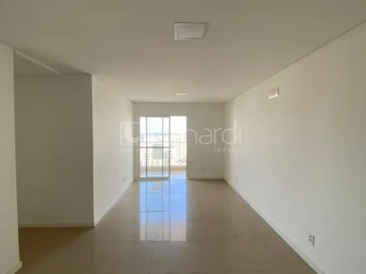 Foto Apartamento com 3 Dormitórios