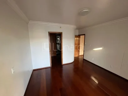 Foto Casa com 3 Dormitórios