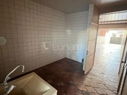 Foto Casa com 3 Dormitórios