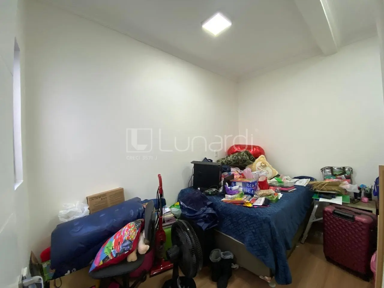 Foto Sobrado com 3 Dormitórios