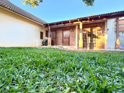 Foto Casa com 3 Dormitórios