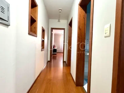 Foto Casa com 3 Dormitórios