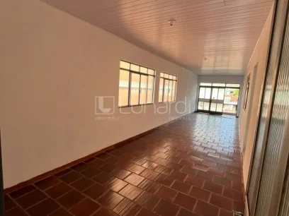 Foto Casa com 3 Dormitórios