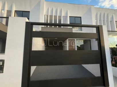 Casa com 3 Dormitórios