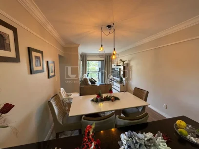 Foto Apartamento com 3 Dormitórios