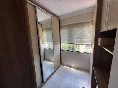 Foto Apartamento com 3 Dormitórios