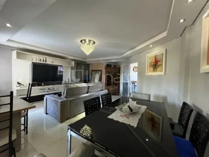 Foto Apartamento com 3 Dormitórios