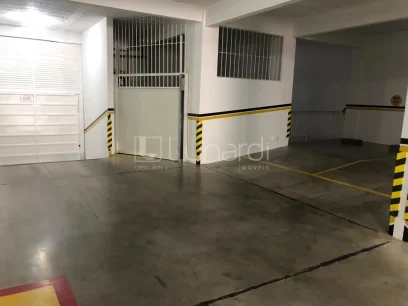 Foto Apartamento com 3 Dormitórios