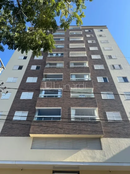 Apartamento com 3 Dormitórios
