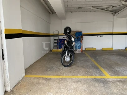 Foto Apartamento com 3 Dormitórios