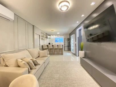 Foto Apartamento com 2 Dormitórios