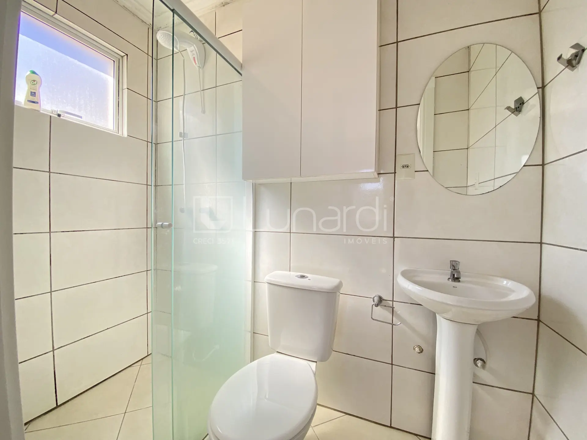 Foto Apartamento com 2 Dormitórios