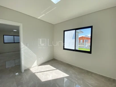 Foto Casa com 3 Dormitórios