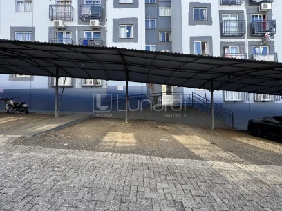 Foto Apartamento com 2 Dormitórios