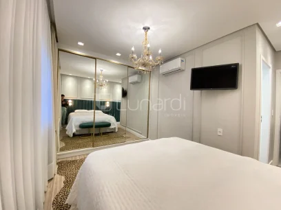 Foto Apartamento com 2 Dormitórios
