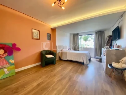 Foto Casa com 4 Suítes