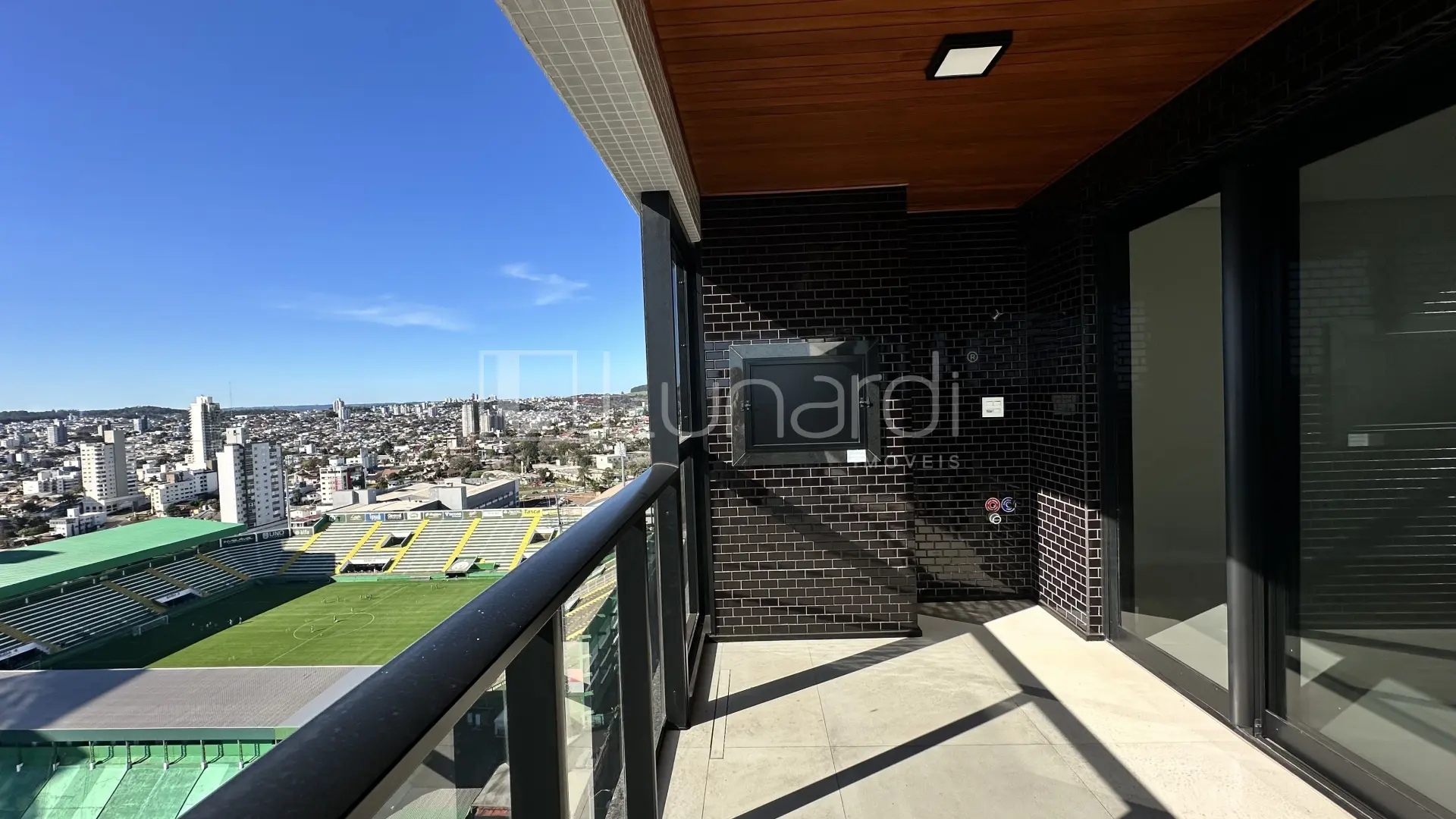 Foto Apartamento com 3 Suítes