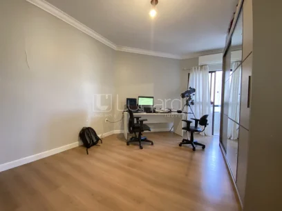 Foto Apartamento com 3 Dormitórios