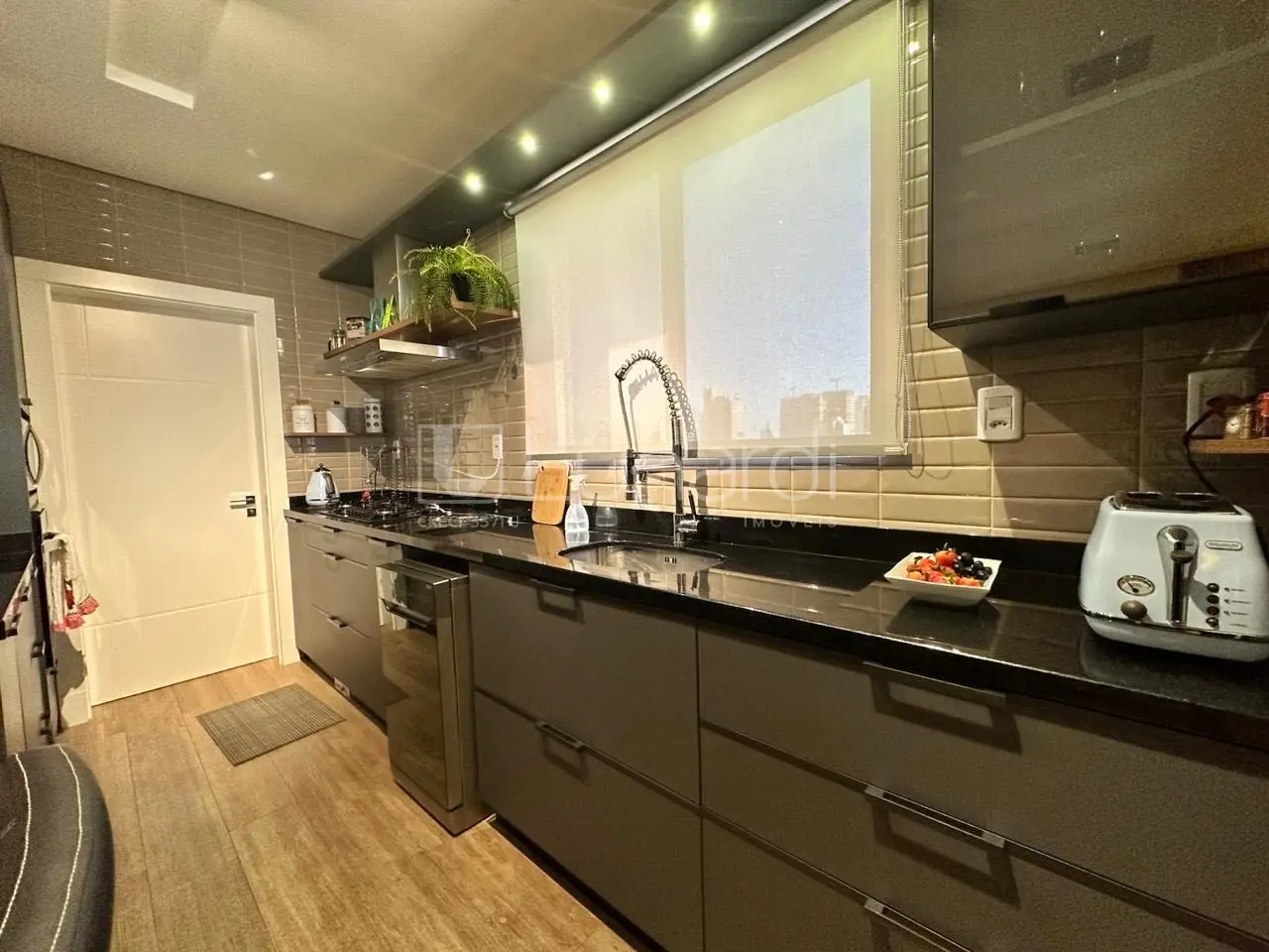 Foto Apartamento com 3 Suítes