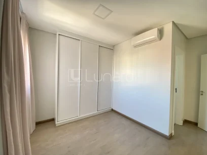 Foto Apartamento com 3 Suítes