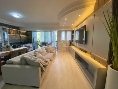 Foto Apartamento com 4 Dormitórios