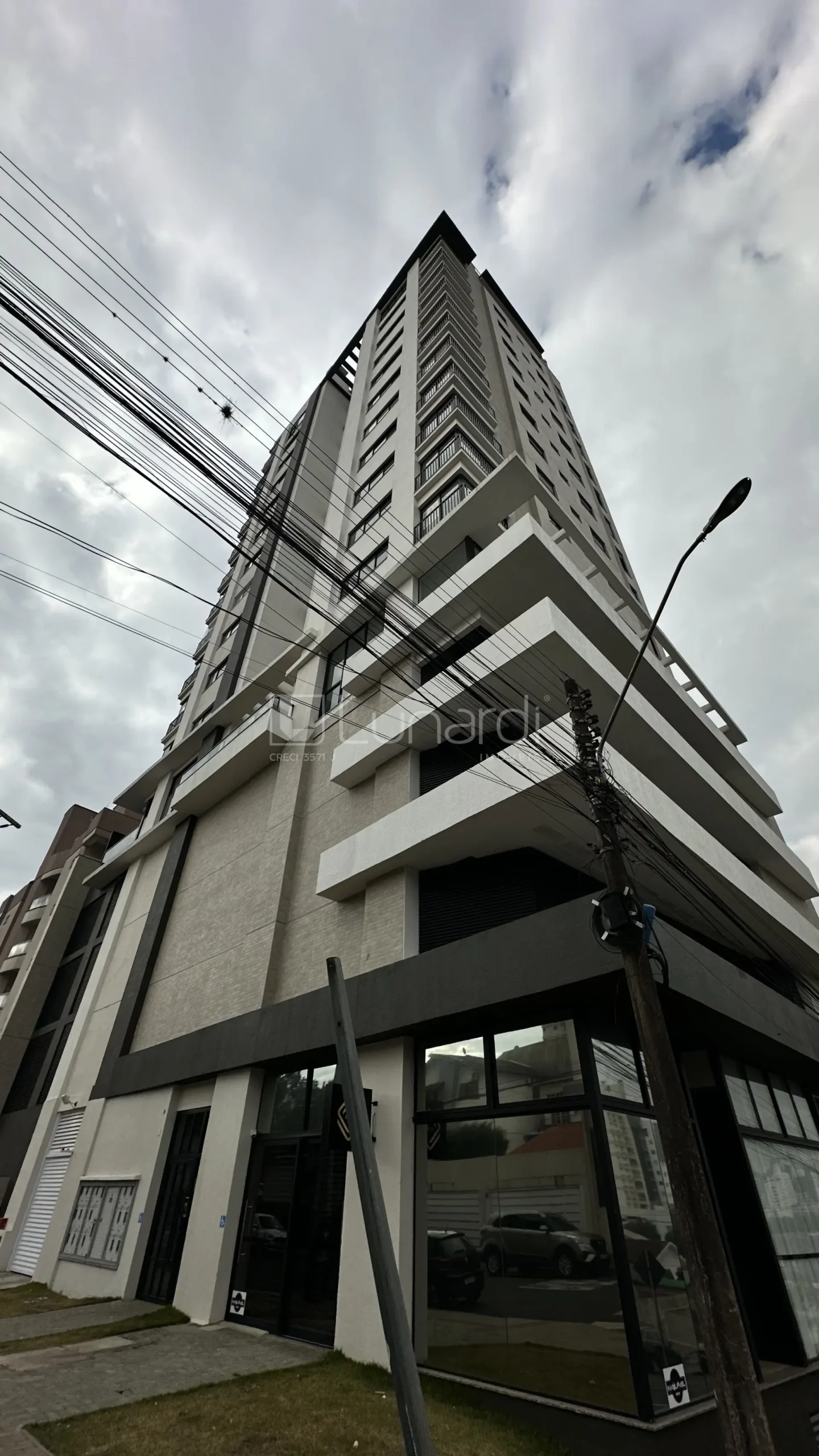 Foto Apartamento com 3 Dormitórios