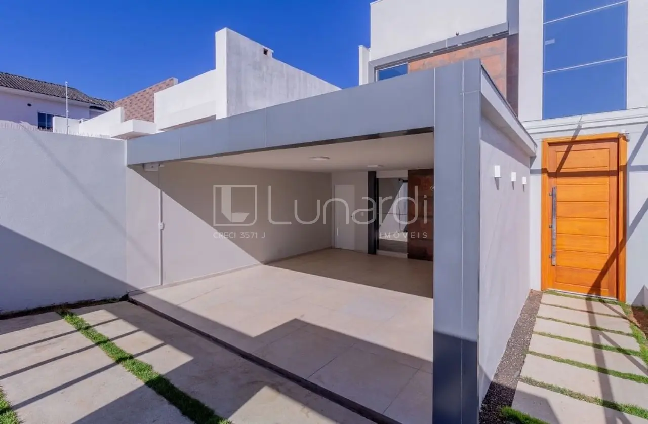 Foto Sobrado com 3 Suítes