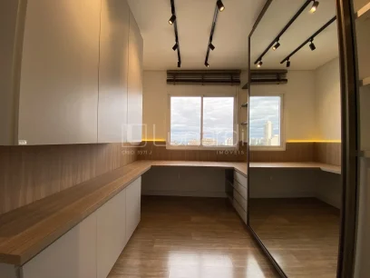 Foto Apartamento com 2 Dormitórios