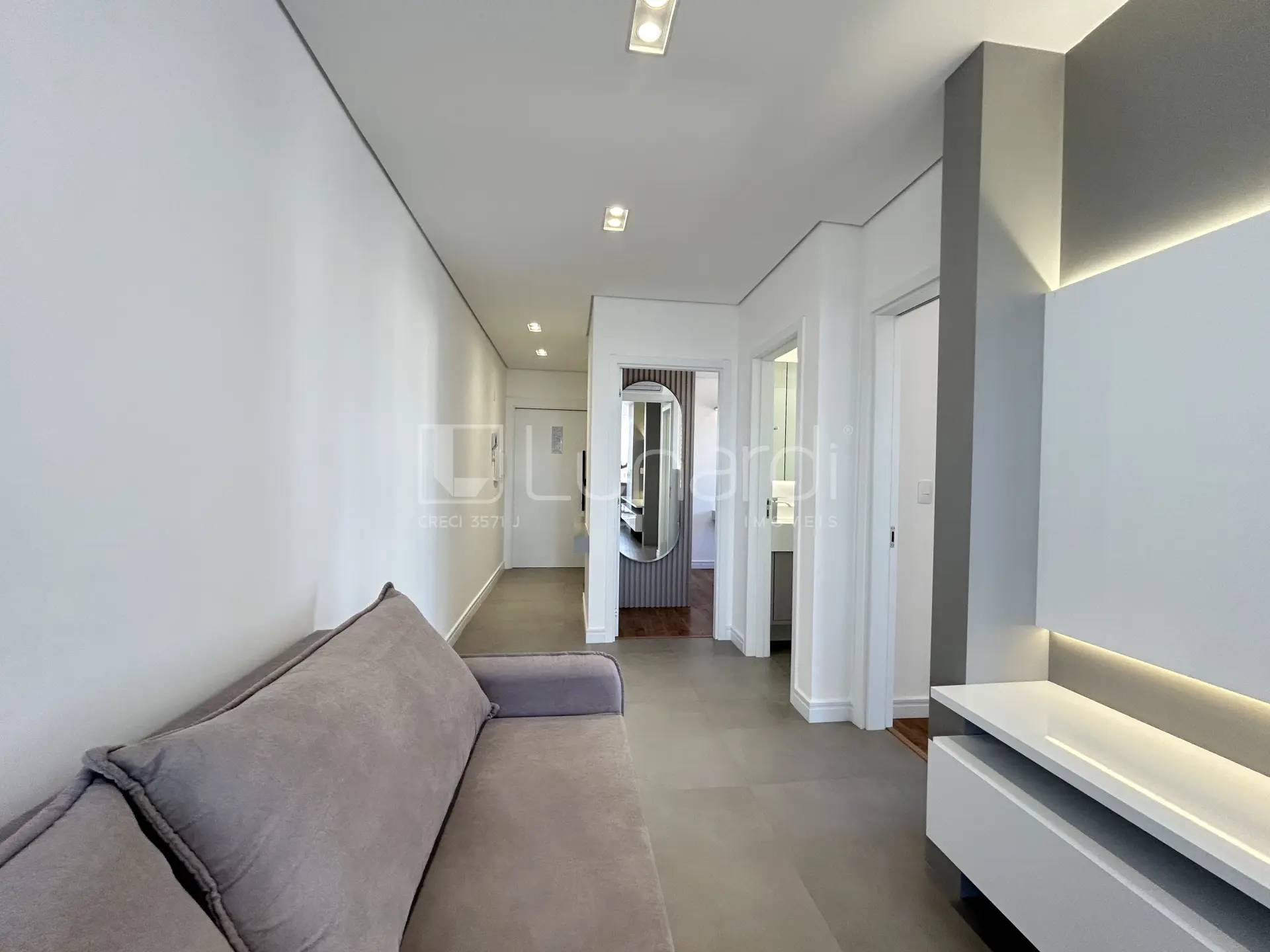 Foto Apartamento com 2 Dormitórios