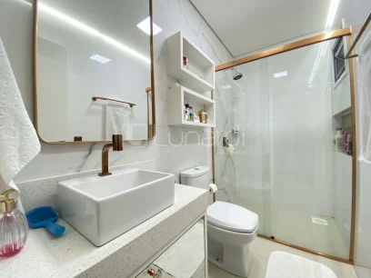 Foto Apartamento com 3 Suítes