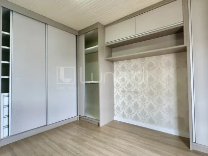 Foto Casa com 3 Dormitórios