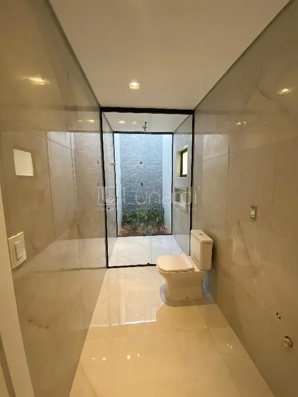 Foto Casa com 3 Suítes