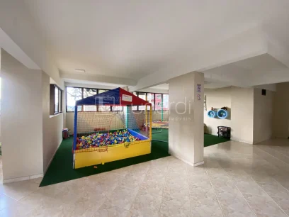 Foto Apartamento com 3 Dormitórios