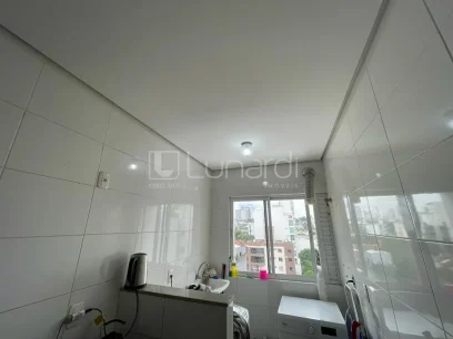 Foto Apartamento com 2 Dormitórios