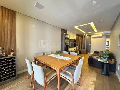 Foto Apartamento com 3 Suítes