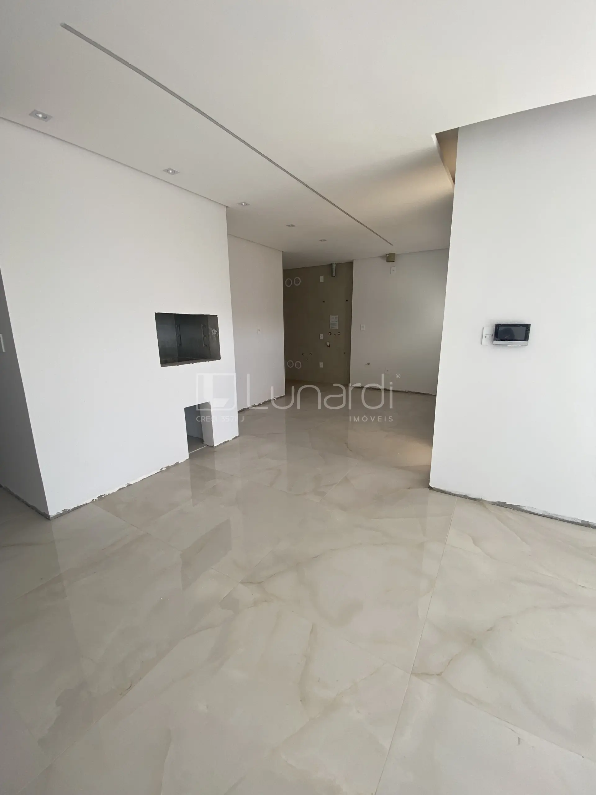 Foto Apartamento com 3 Suítes