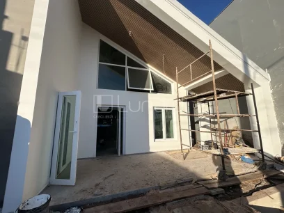 Foto Casa com 3 Dormitórios