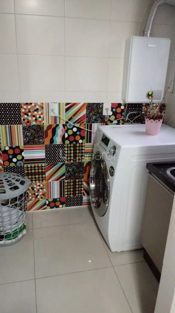 Foto Apartamento com 3 Dormitórios