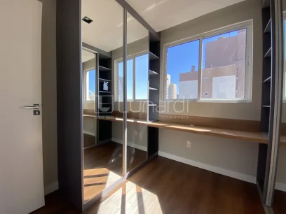 Foto Apartamento com 2 Dormitórios