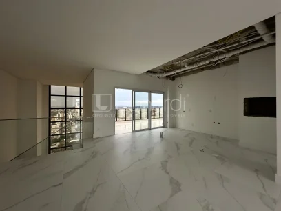 Foto Cobertura com 3 Suítes