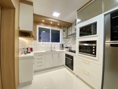 Foto Apartamento com 3 Suítes