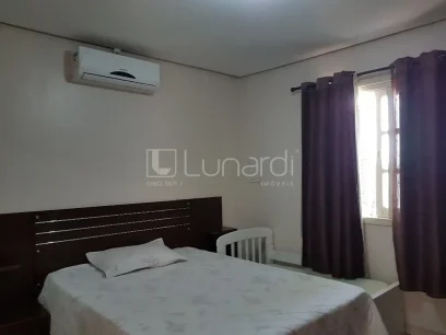 Foto Casa com 3 Dormitórios